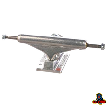 Load image into Gallery viewer, INDEPENDENT TRUCKS 139 STAGE 11 Polished standard (1 Piece)
